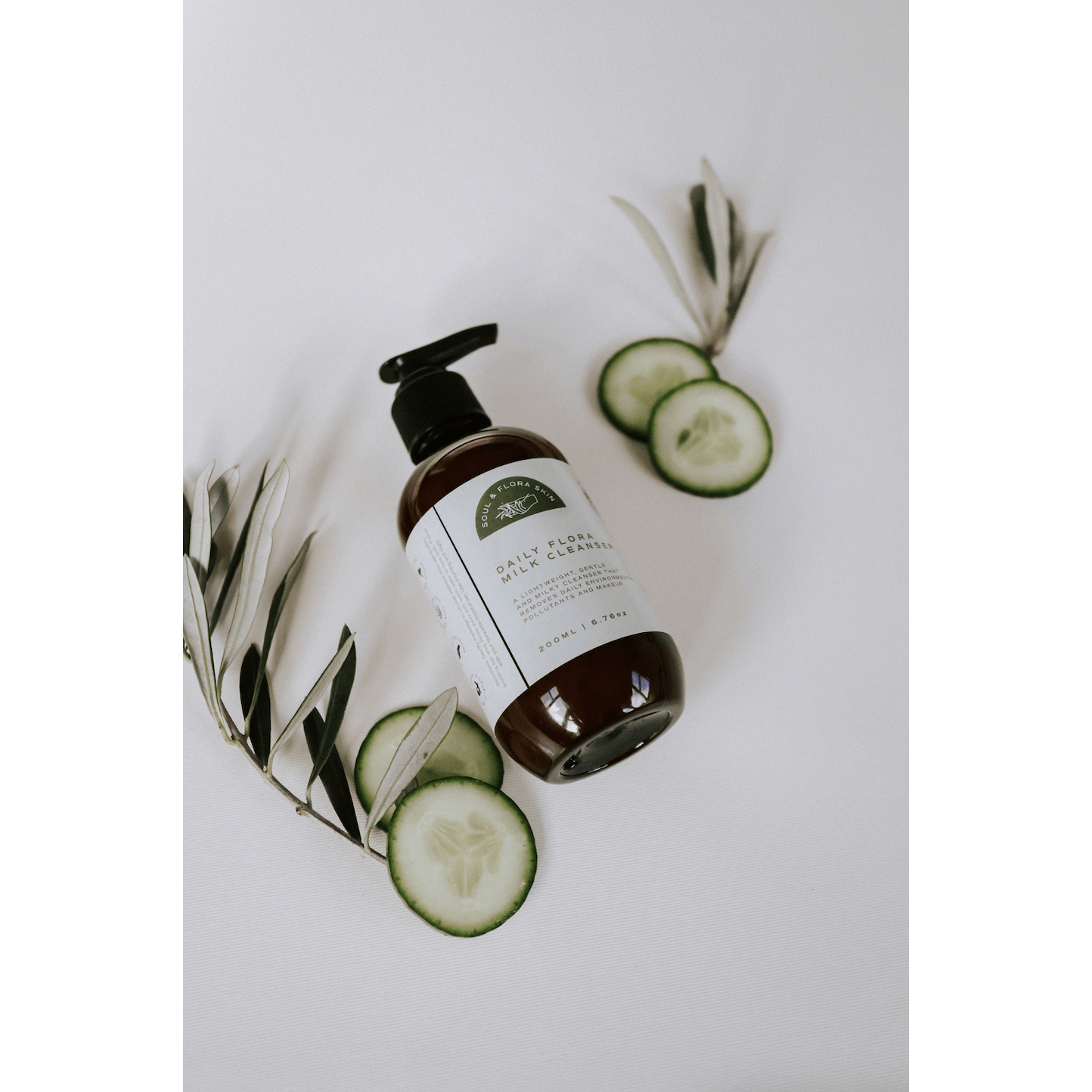 SOUL & FLORA SKIN Skin Care Daily Flora Milk Cleanser